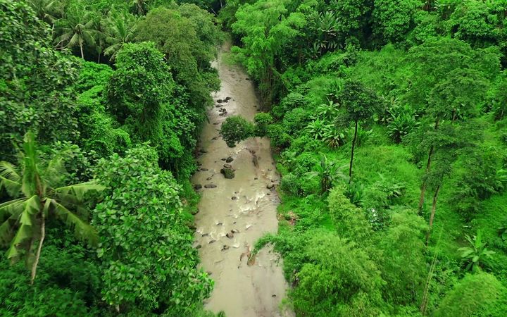 The river at the foot of the Nyanyi land, seen from above